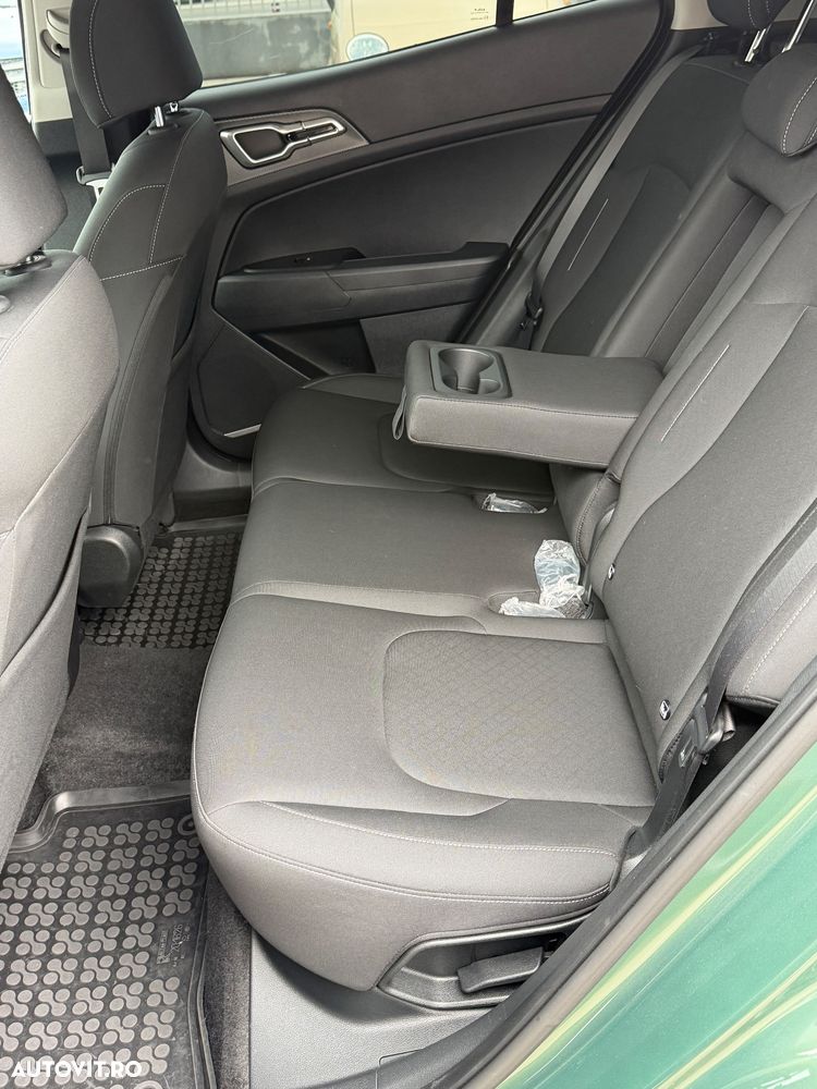 Kia Sportage 1.6 T-GDI 6MT 4x2 Urban - 7