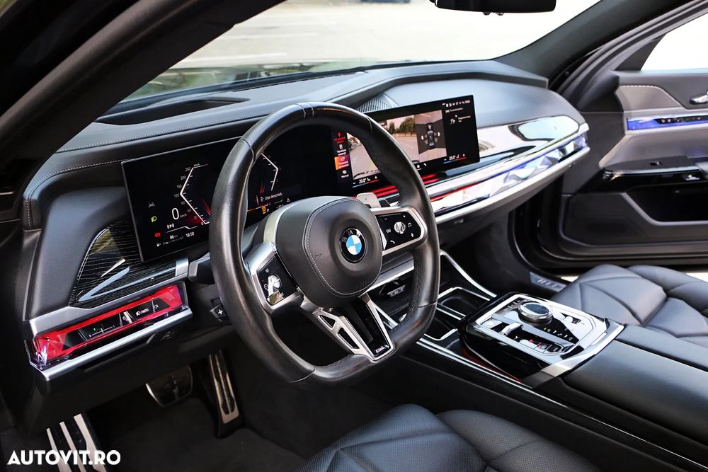 BMW Seria 7 740d xDrive MHEV - 17