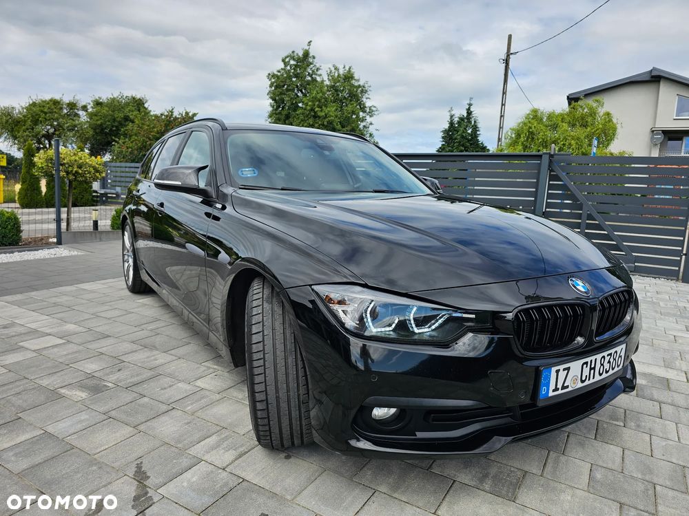BMW Seria 3 320d Efficient Dynamics Edition Blue Perf Luxury Line - 22