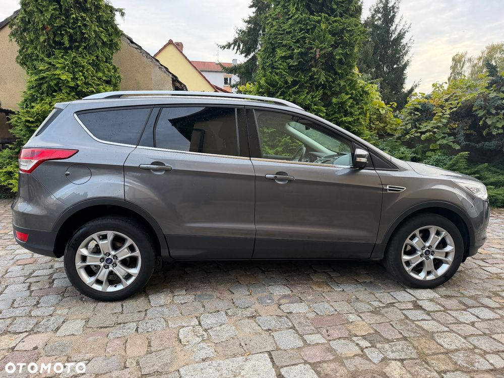 Ford Kuga - 8