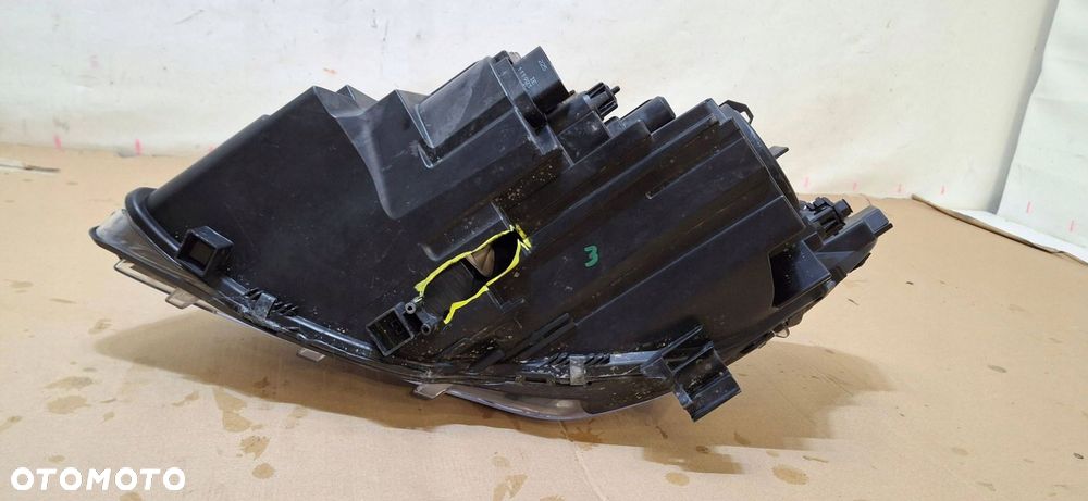 lampa prawa przód przednia mercedes cla w117 zwykła a1178200461 - 7