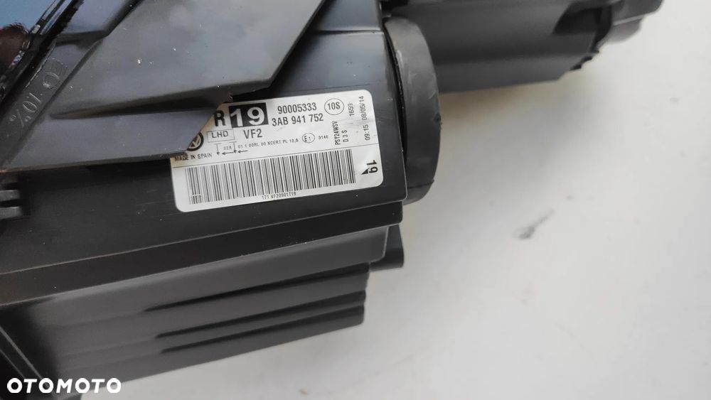 Lampa Prawa Bi Xenon skrętny VW passat B7 R19 Europa - 6
