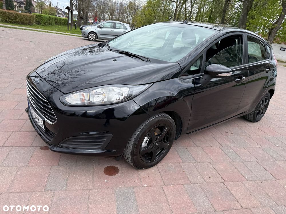 Ford Fiesta 1.6 TDCi Titanium - 32
