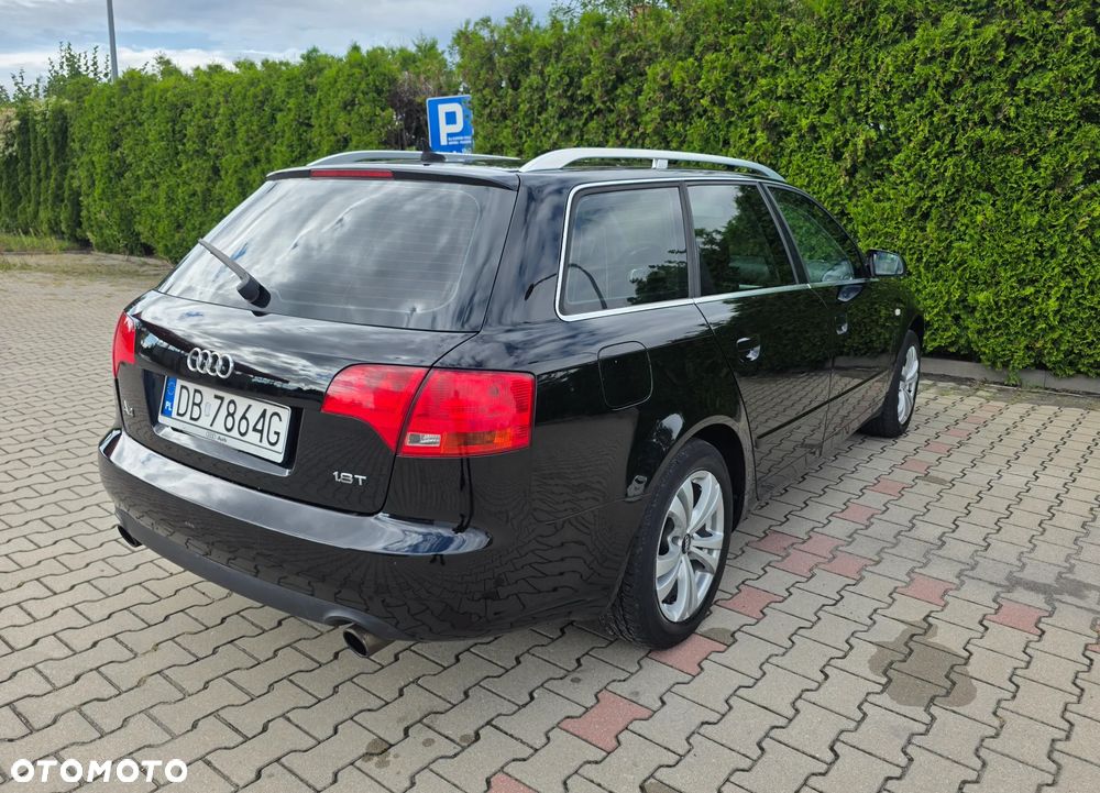Audi A4 Avant - 11