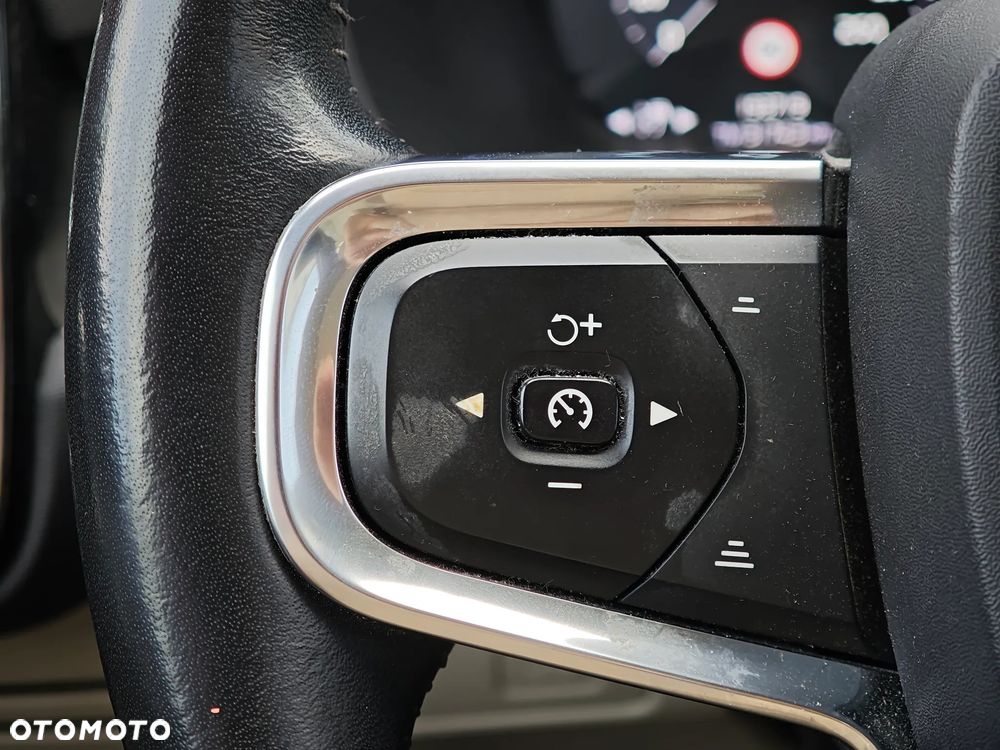 Volvo XC 40 T4 Inscription - 24