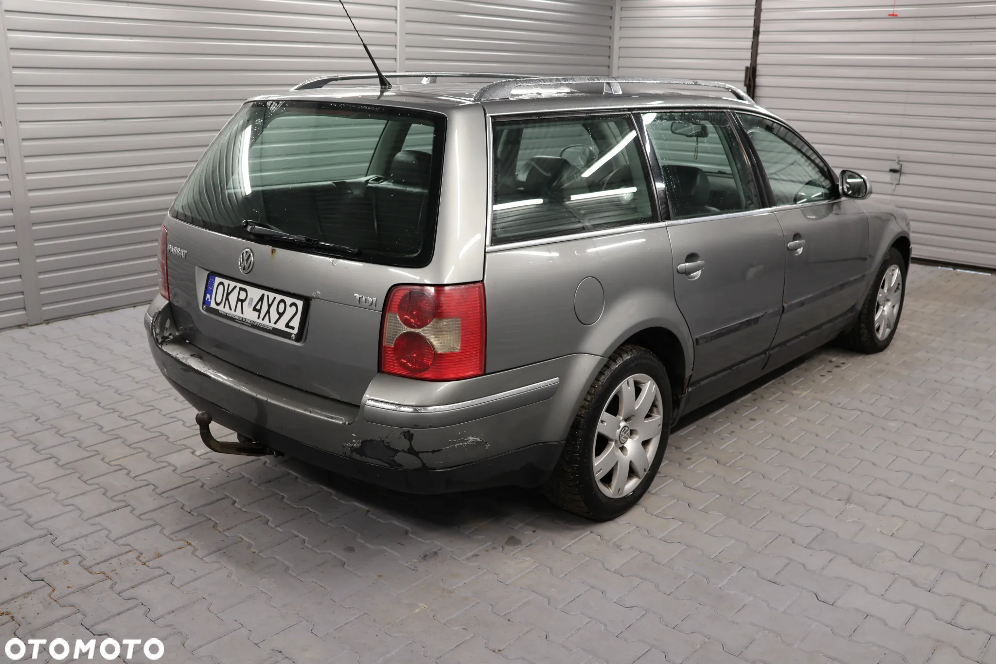 Volkswagen Passat 1.9 TDI Comfortline - 3