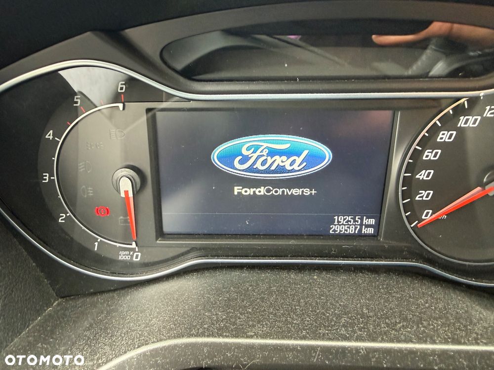 Ford S-Max 2.0 TDCi DPF Titanium X - 28