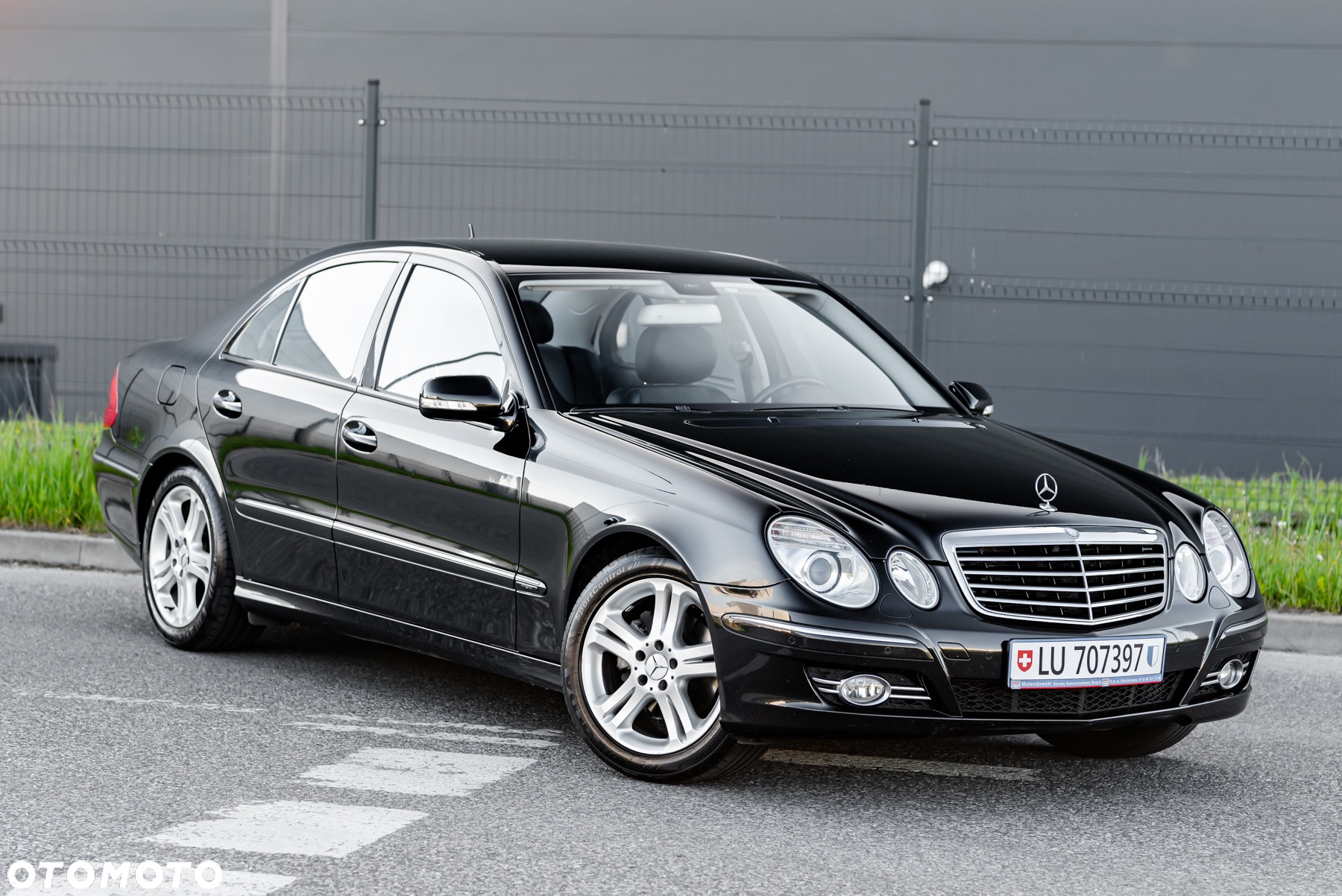 Mercedes-Benz Klasa E 200 BlueEFFICIENCY 7G-TRONIC Avantgarde - 9