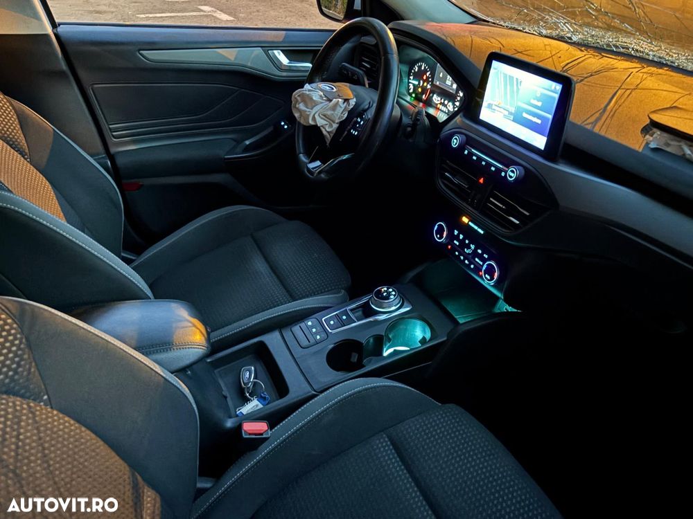 Ford Focus 1.5 EcoBlue Connected - 31