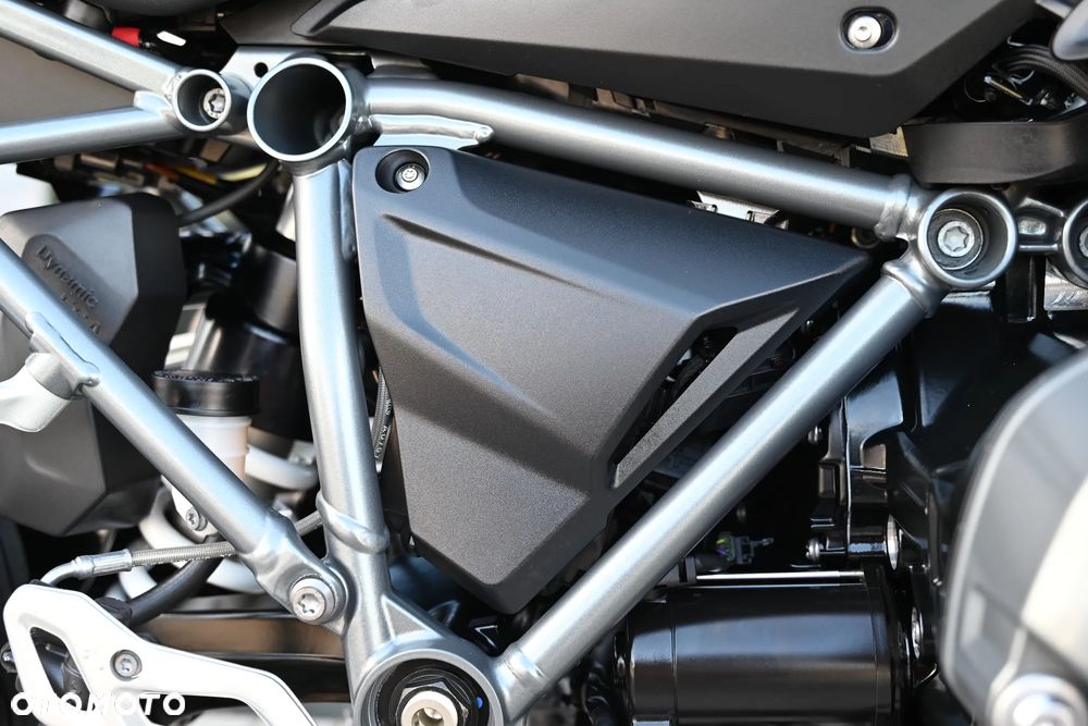 BMW R - 15