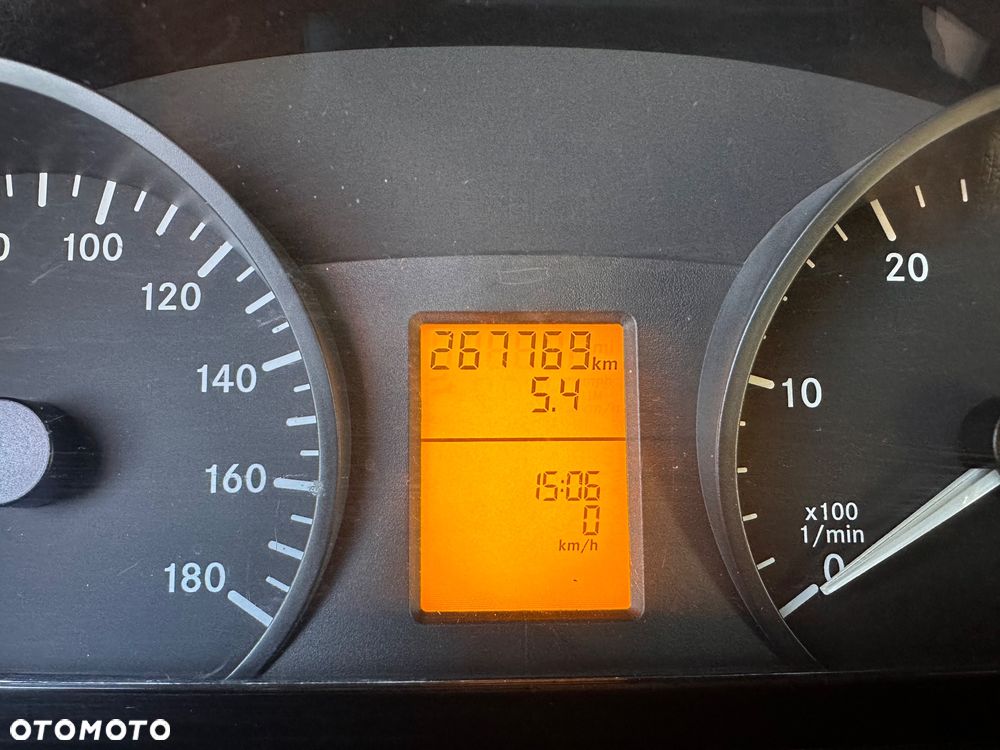 Mercedes-Benz Sprinter w906 - 10