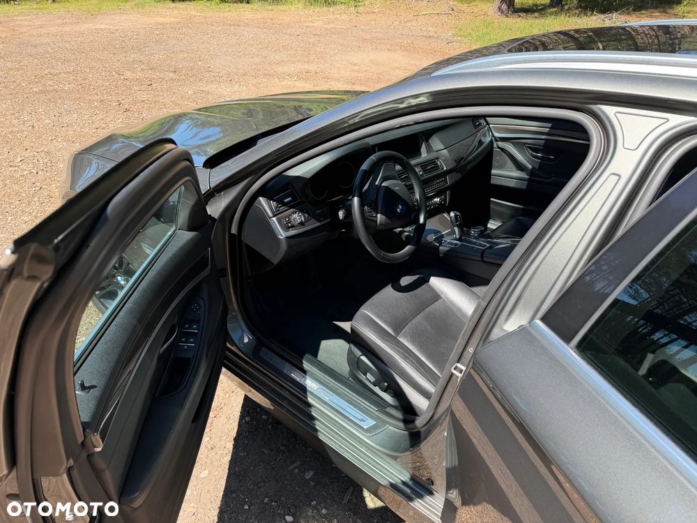 BMW Seria 5 530d Modern Line - 10