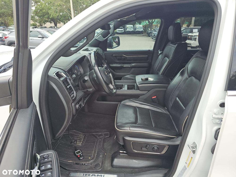 RAM 1500 5.7 Crew Cab Limited - 5