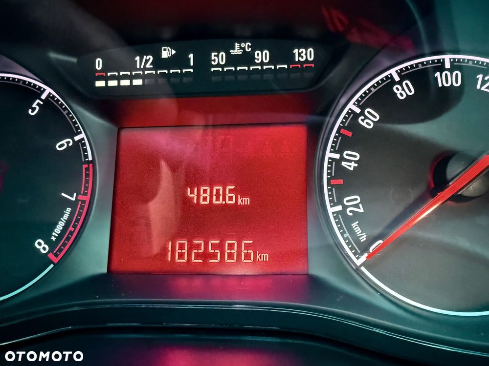 Opel Corsa 1.4 Enjoy - 10
