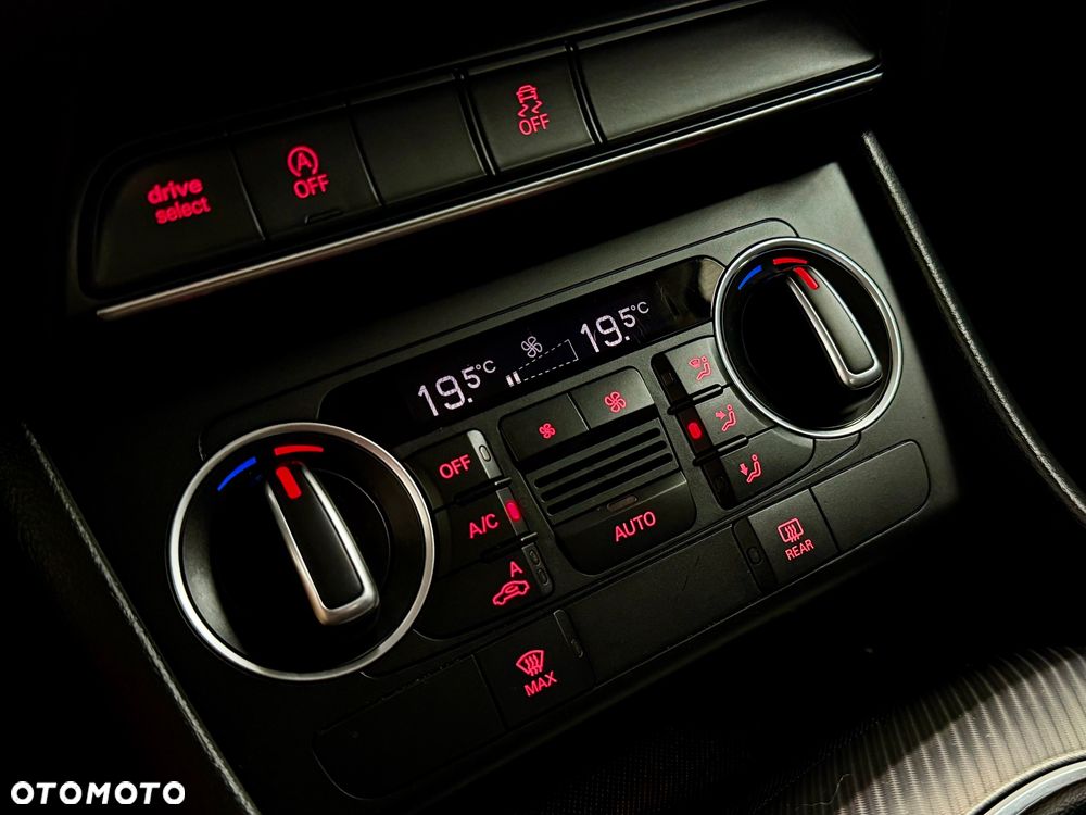 Audi Q3 2.0 TDI Sport - 35