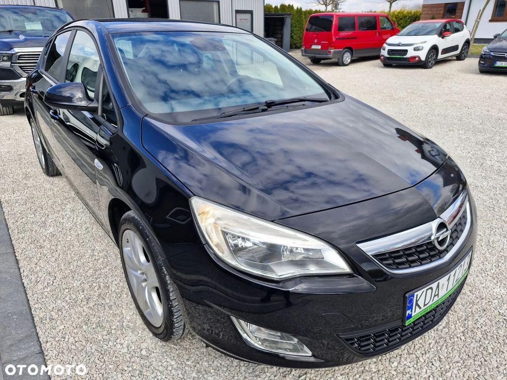 Opel Astra - 11
