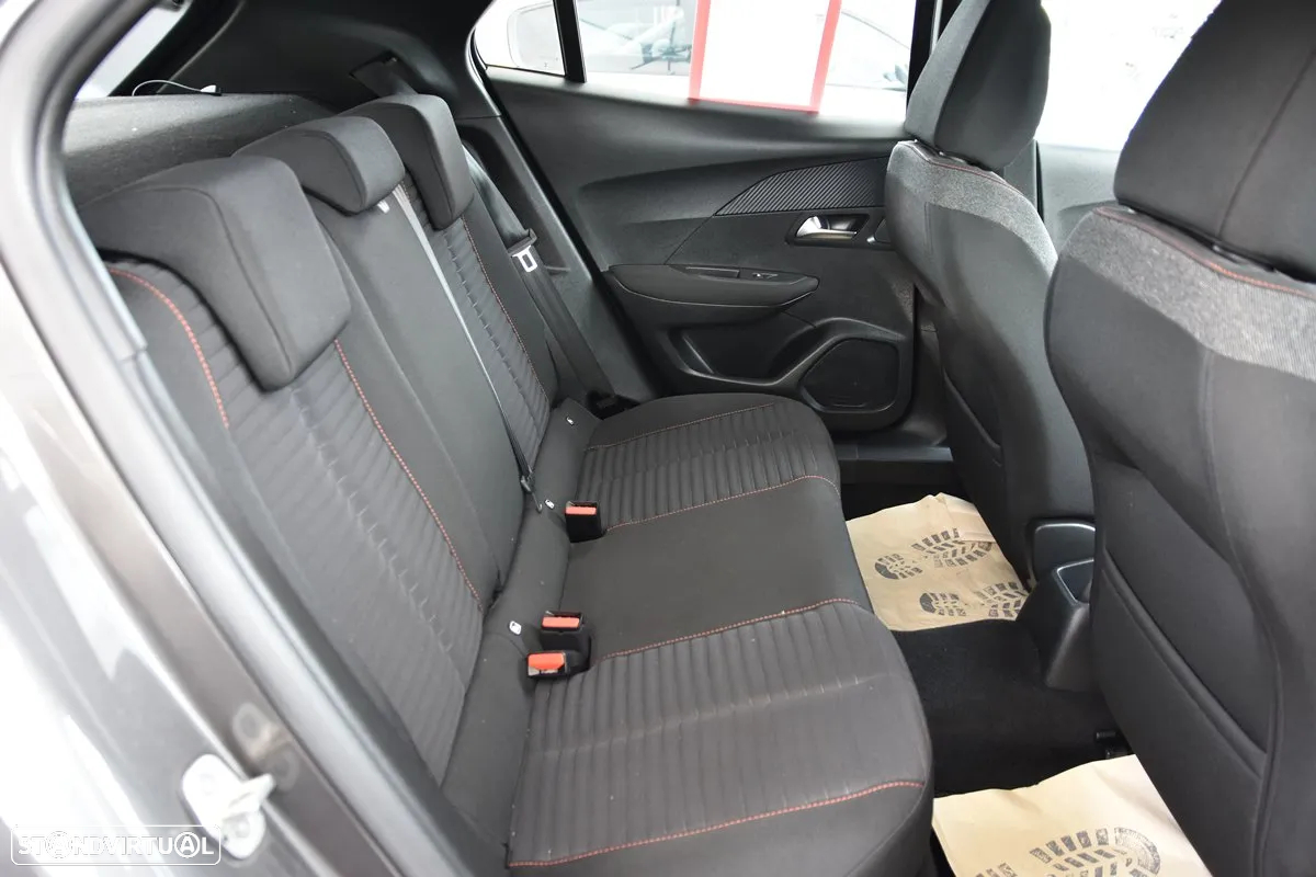 Peugeot 2008 1.5 BlueHDi Active Pack - 23