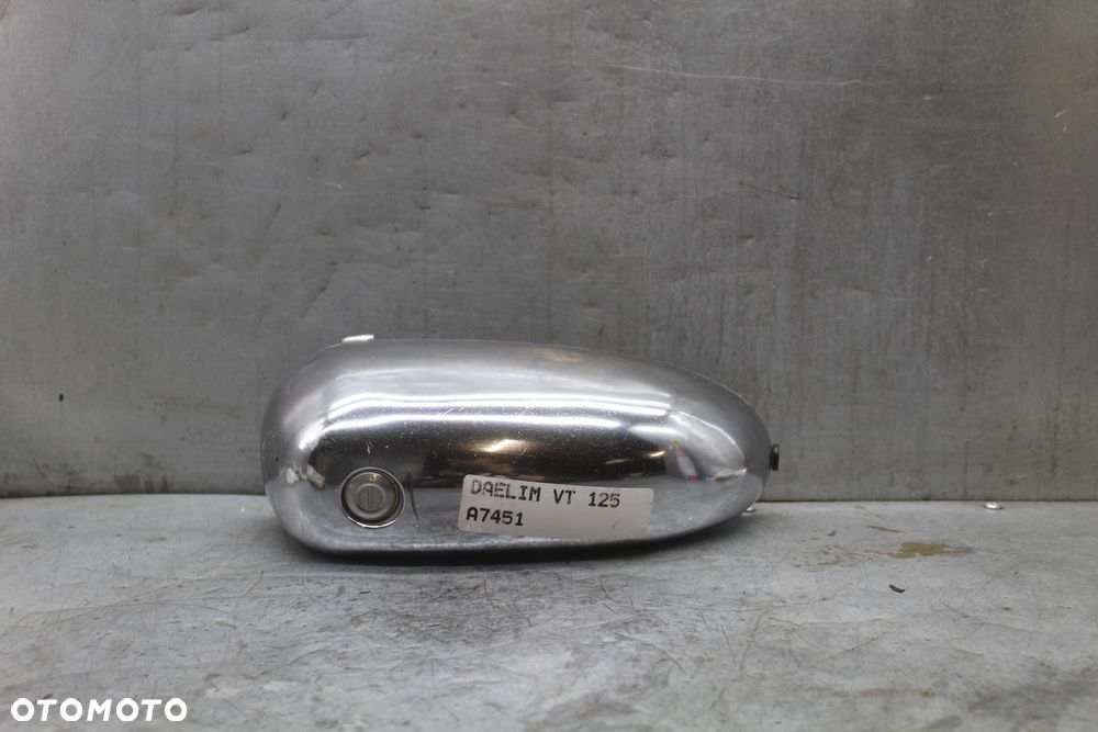 Daelim VT 125 VL Owiewka osłona obudowa zaślepka chrom bok boczek - 1