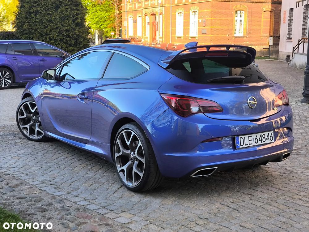 Opel Astra OPC Start/Stop - 16