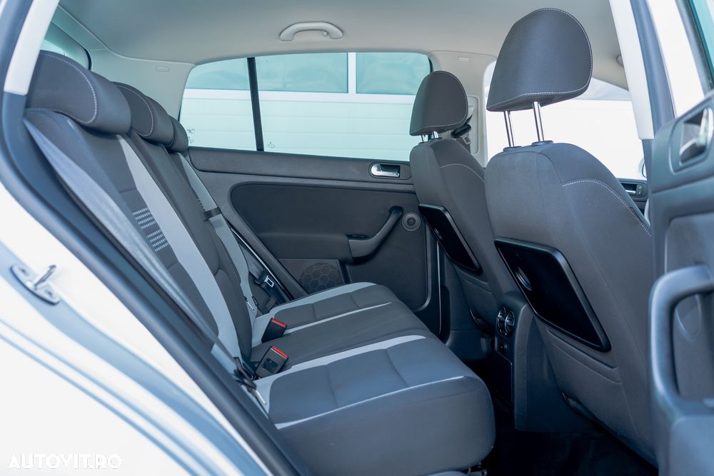 Volkswagen Golf Plus 1.6 TDI DPF MATCH - 29