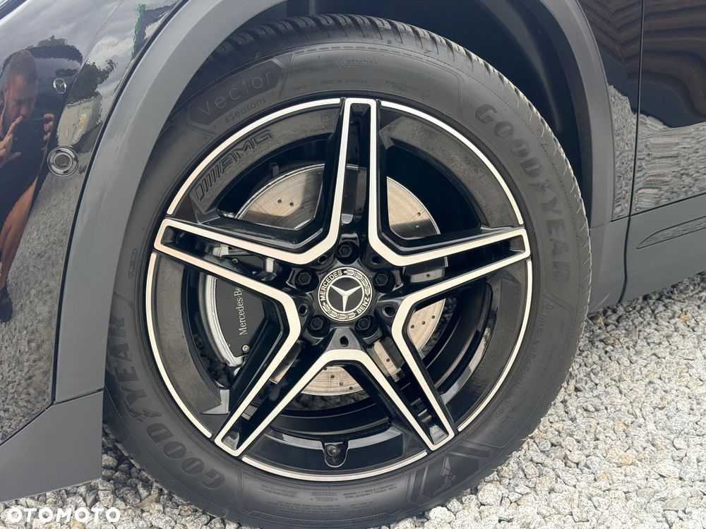 Mercedes-Benz GLA 200 d 8G-DCT AMG Line - 5