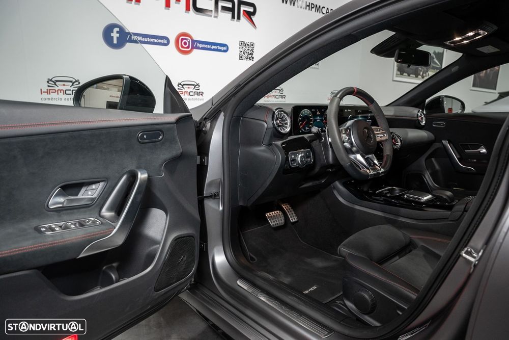 Mercedes-Benz CLA 35 AMG - 33