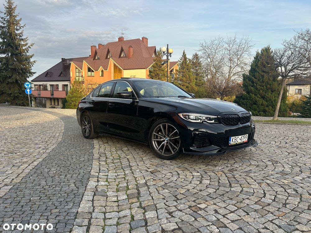 BMW Seria 3 330i xDrive M Sport - 13