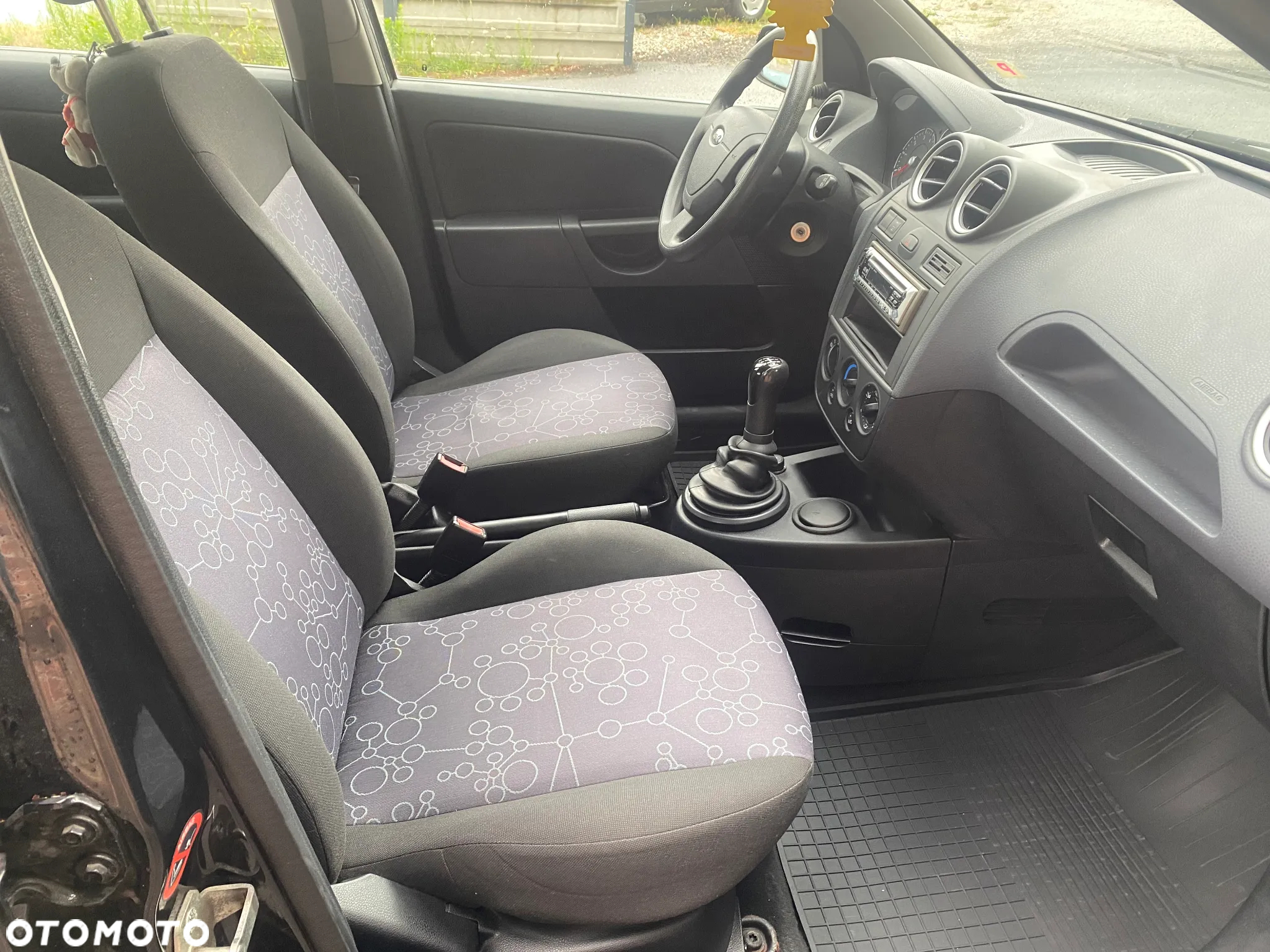 Ford Fiesta 1.3 Viva - 9