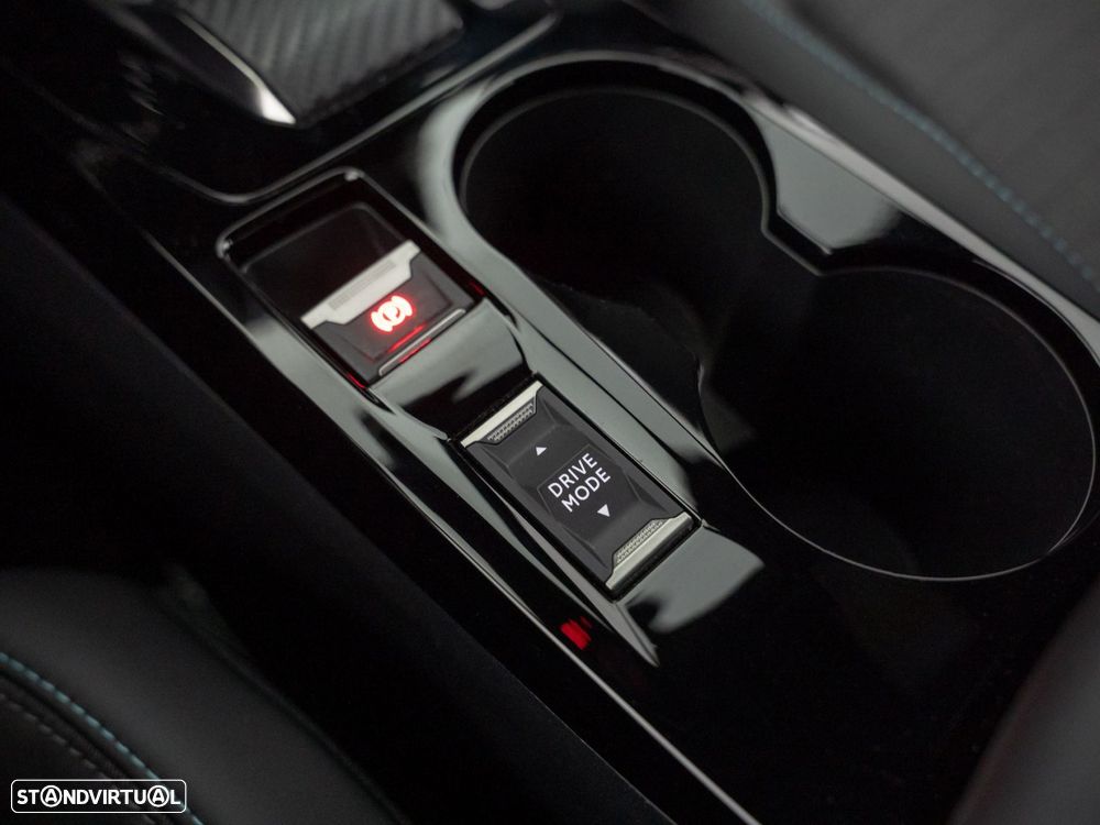 Peugeot 2008 1.5 BlueHDi Allure Pack EAT8 - 22