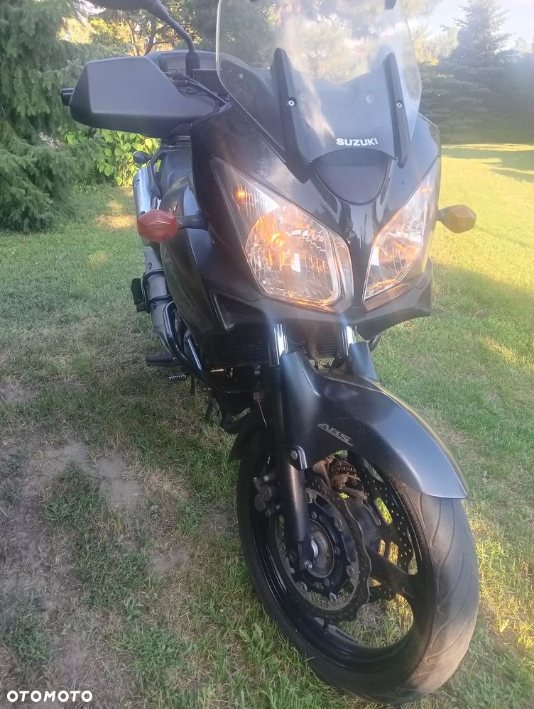 Suzuki V-STROM - 8