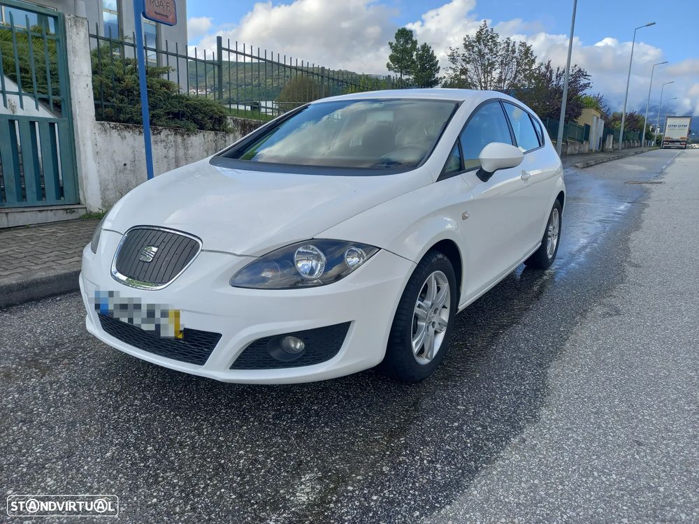 SEAT Leon 1.6 TDI Ecomotive Reference - 1