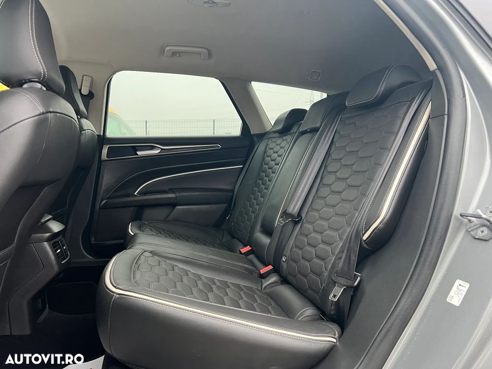 Ford Mondeo 2.0 HEV Vignale - 9