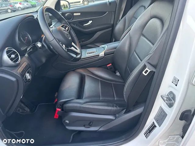 Mercedes-Benz GLC 200 d 4-Matic Business Edition - 17