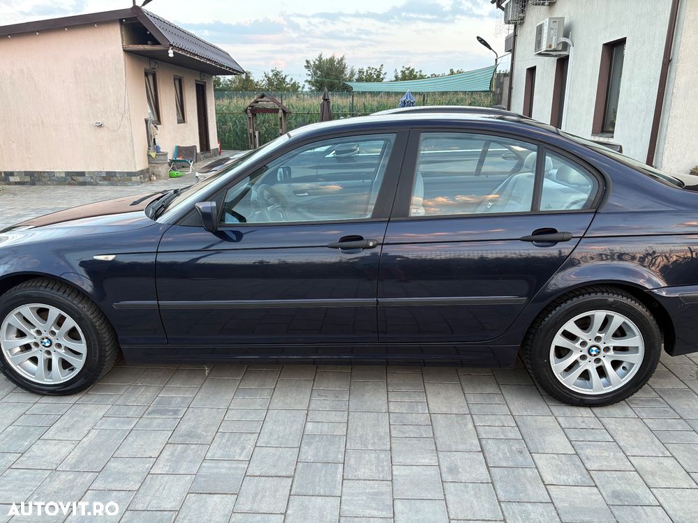 BMW Seria 3 318i - 8