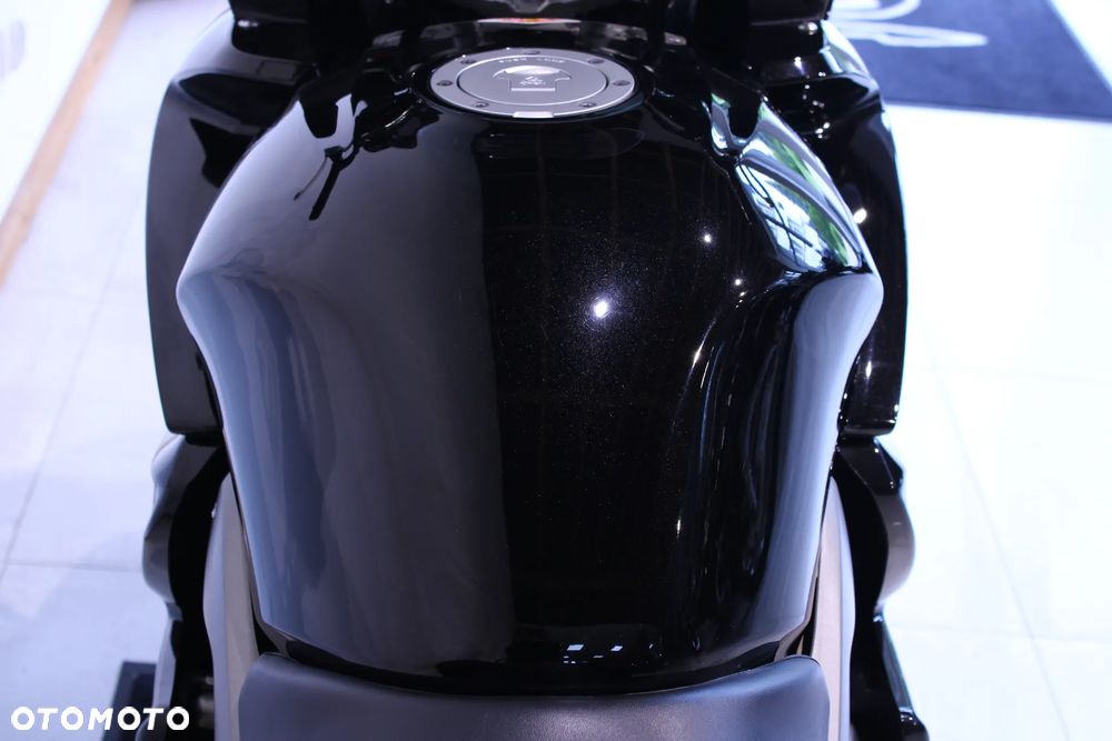 Honda CBF - 11