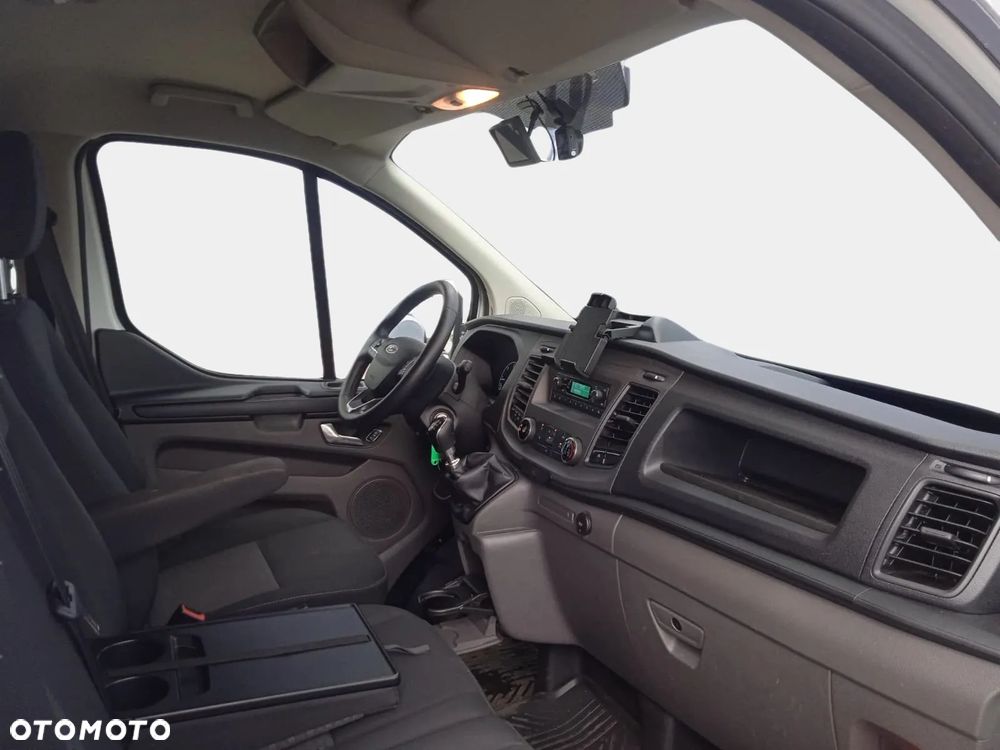 Ford Transit Custom - 29