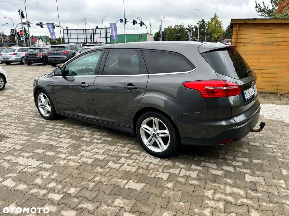 Ford Focus 1.0 EcoBoost Trend Edition - 11