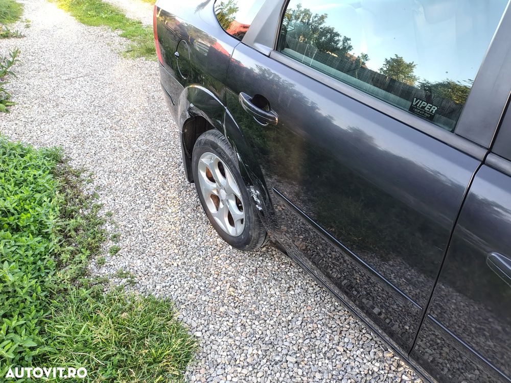 Ford Focus 1.8 TDCI Titanium - 5