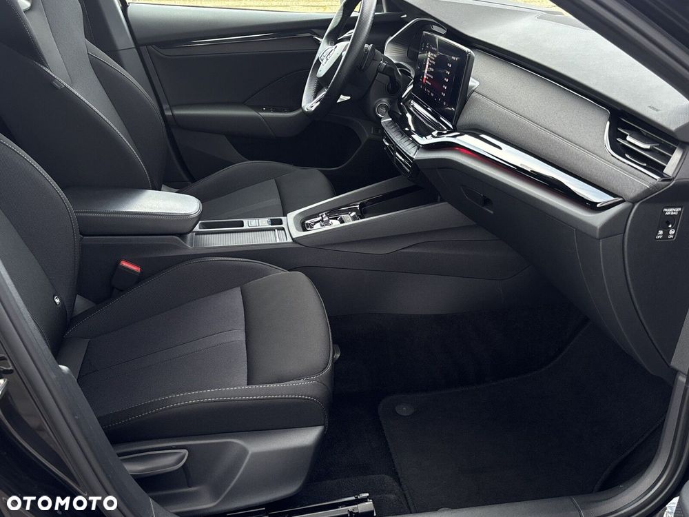 Skoda Octavia 2.0 TDI Sportline DSG - 8