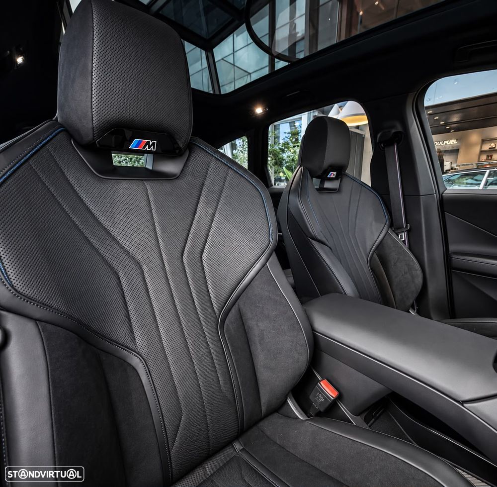 BMW iX3 50 xDrive Pack Desportivo M Pro — fotografia 13