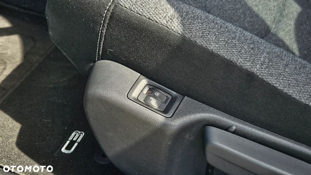 Citroën C3 1.2 PureTech Shine EAT6 - 10