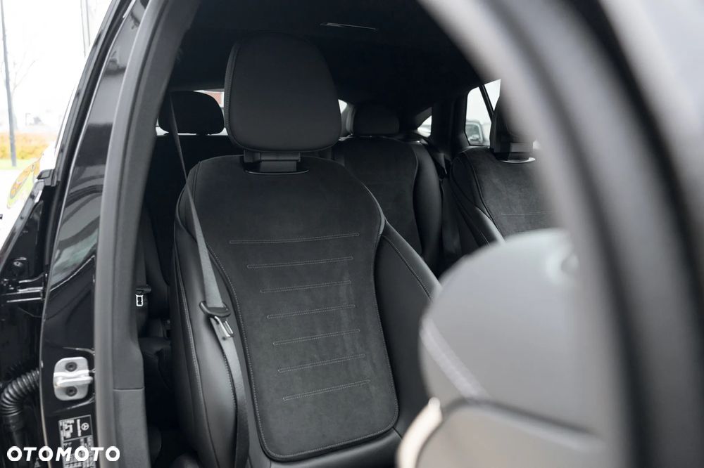 Mercedes-Benz GLC 220 d mHEV 4-Matic AMG Line - 11