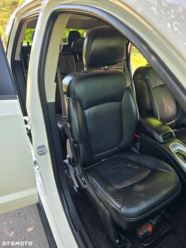 Fiat Freemont 2.0 Multijet Lounge AWD - 23
