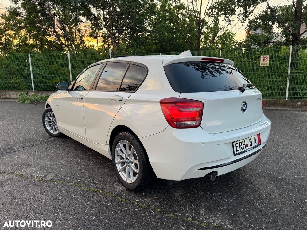 BMW Seria 1 120d Sport Line - 3