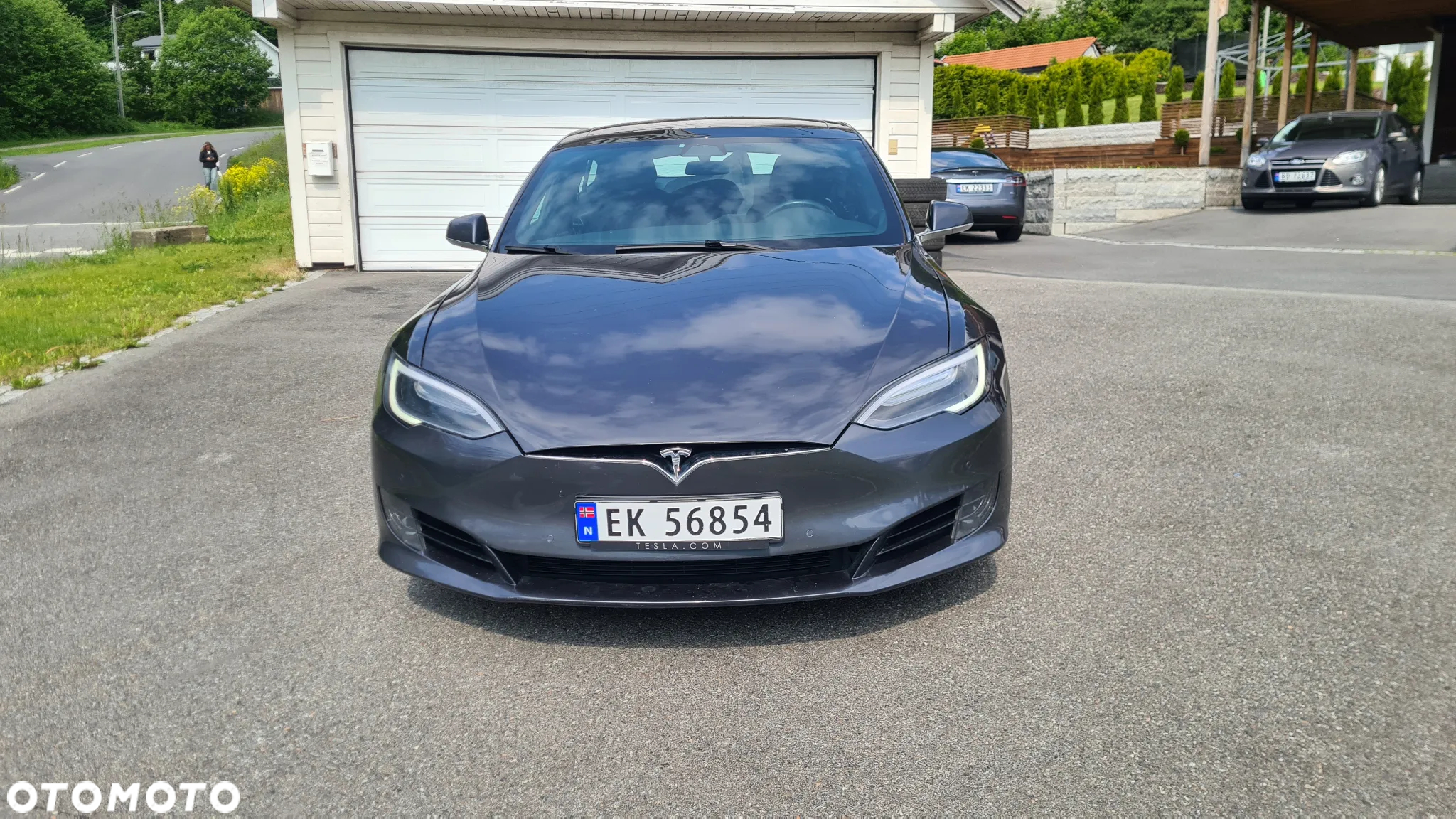 Tesla Model S Standard - 11