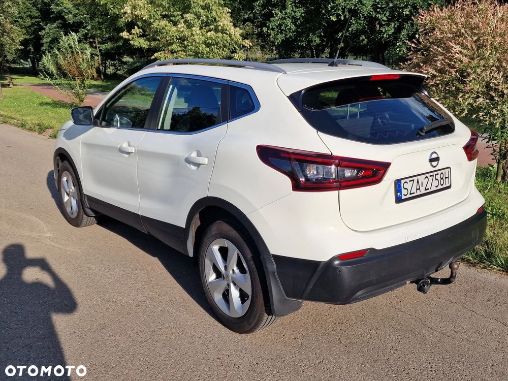 Nissan Qashqai 1.5 dCi DCT ACENTA - 17