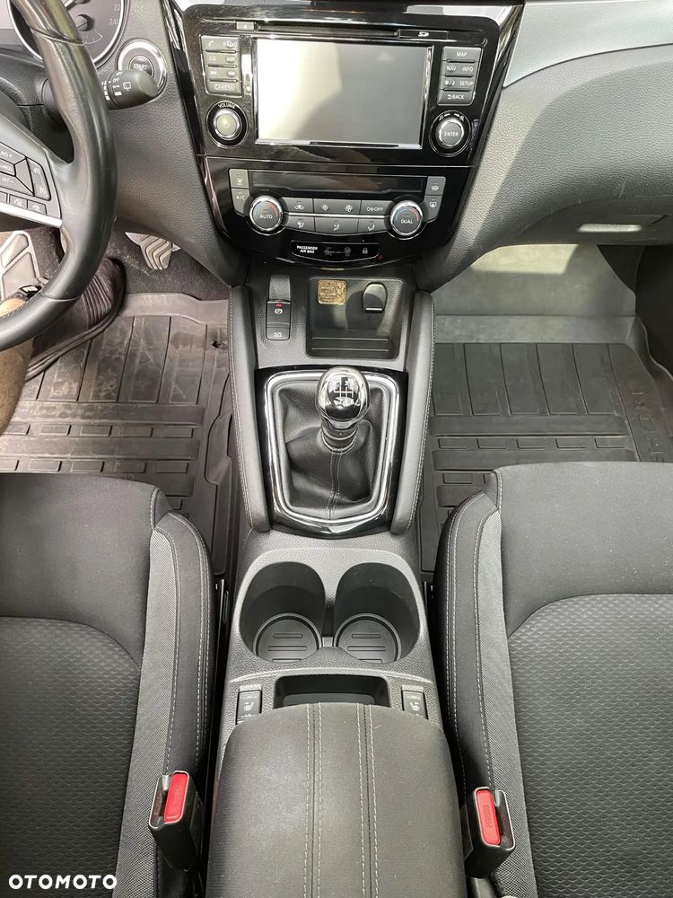 Nissan Qashqai 1.2 DIG-T N-Connecta - 11