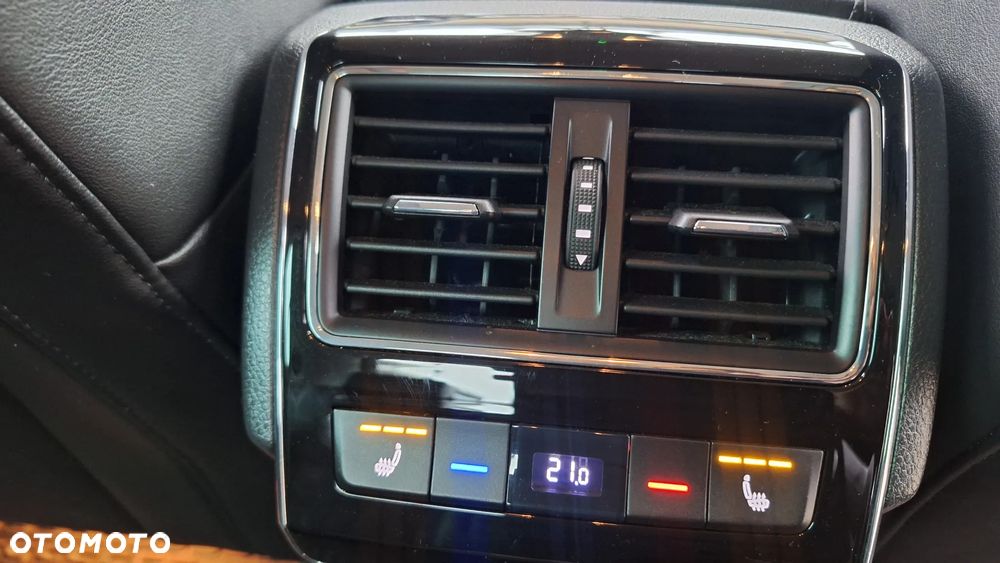 Skoda Superb 2.0 TDI SCR 4x4 Style DSG - 23