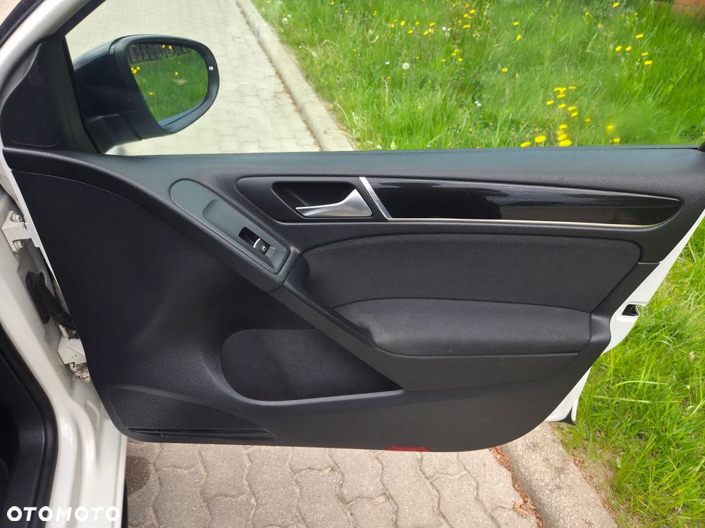 Volkswagen Golf 2.0 GTI DSG - 26