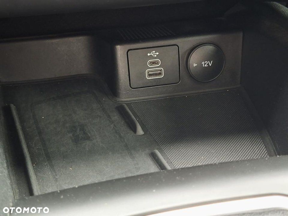 Ford Kuga - 30